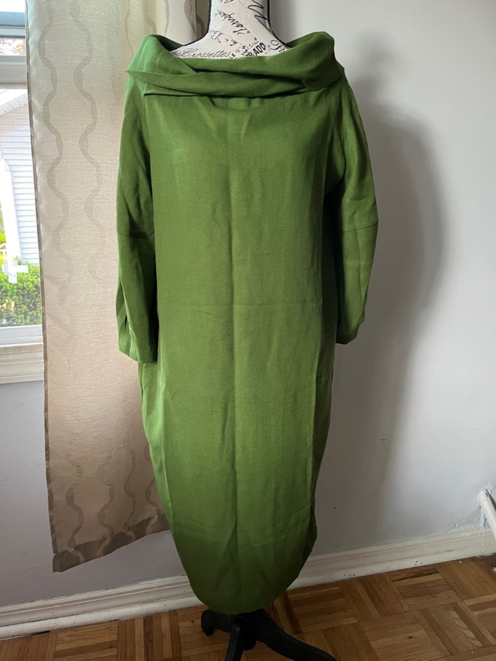 Nicole Miller Women's 100% Wool Shapeless Dress